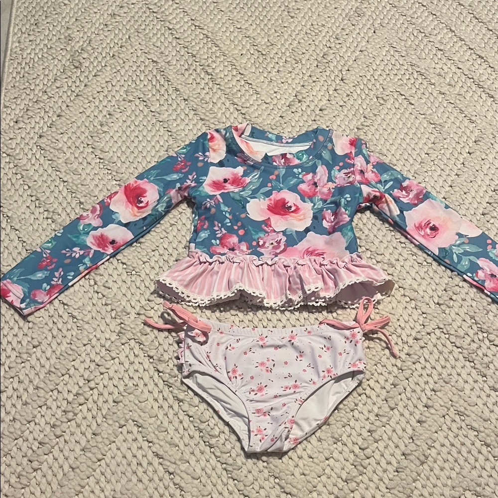 Cheeky Plum Floral Long Sleeve Swimsuit Set 4t nwt